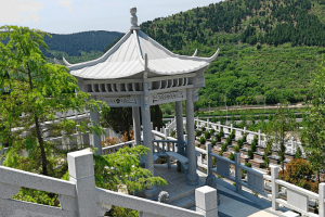 官山陵园景观图