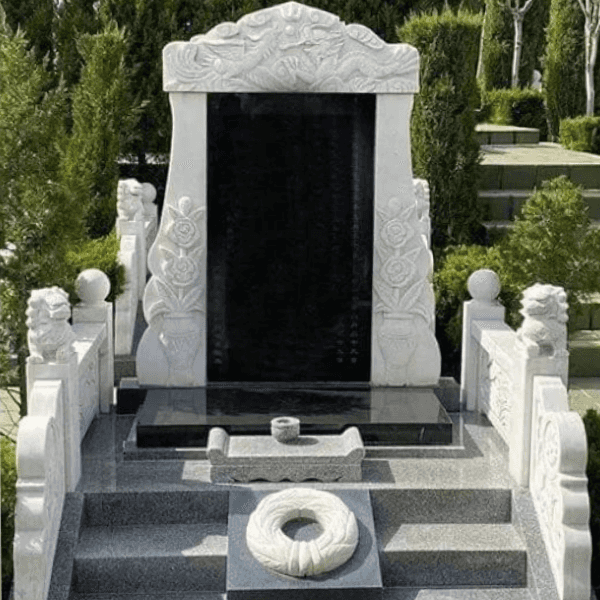 九顶山陵园传统立碑