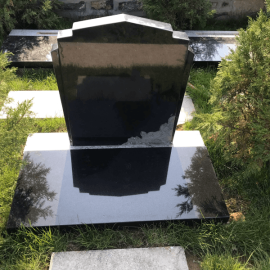 双峰山陵园传统立碑