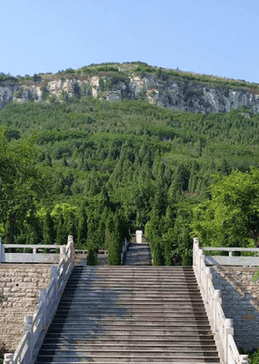 九顶山陵园环境图