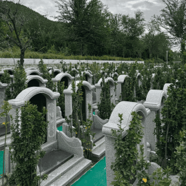 麒麟山安息园传统立碑