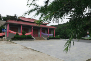 历城劳动人民安息园景观图